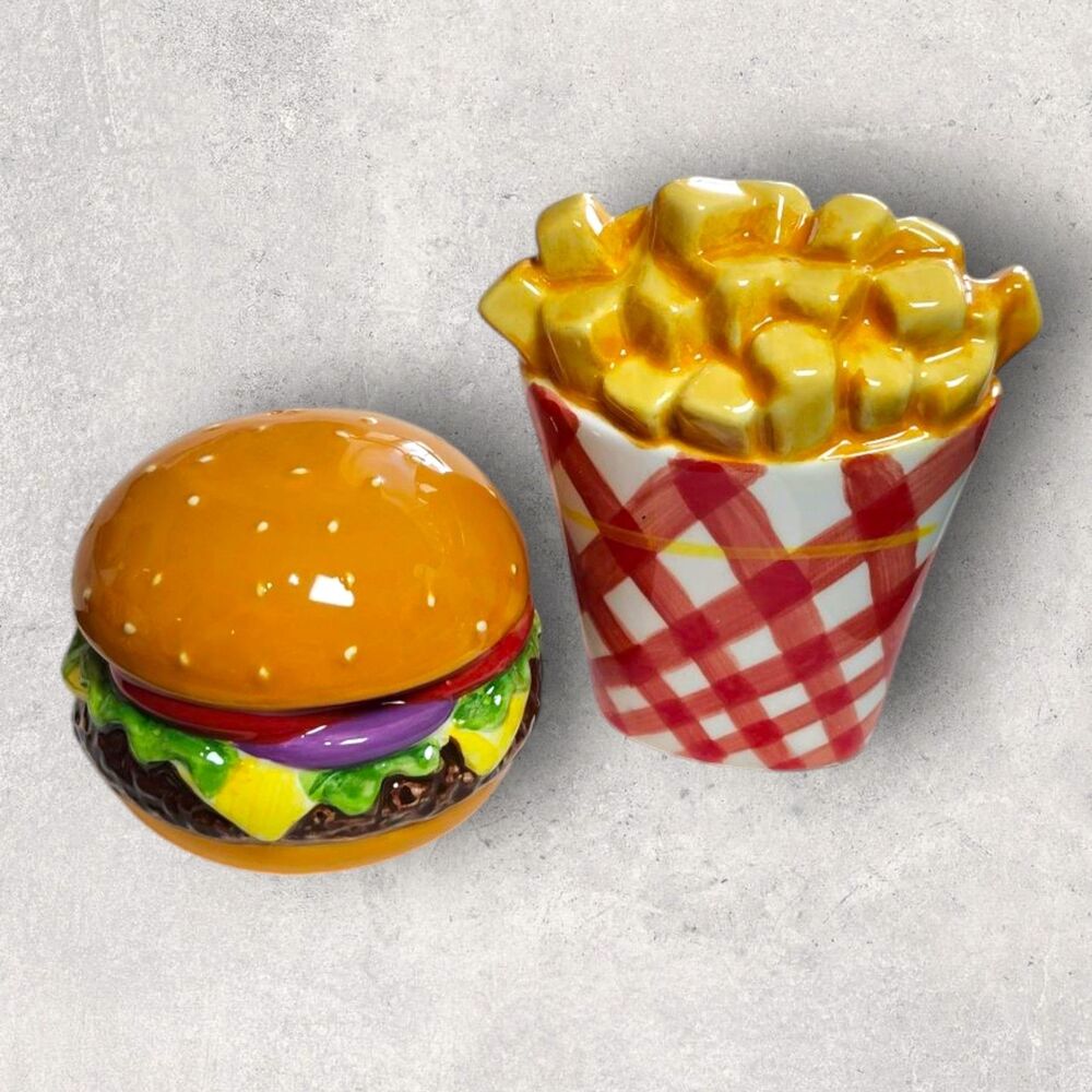 Vintage Clay Art Burger & Fries Salt & Pepper Shakers Set NOS Box Retro Kitchen